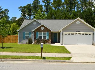 2011 W Wt Whitehead Dr, Jacksonville, NC 28546