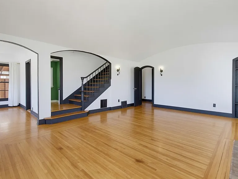 2615 Myrtle Ave — Photo 51