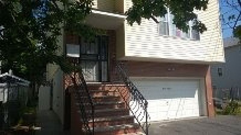 2nd image of 598-600 S 19th St