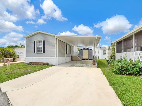 8709 SW 17th Ct, Davie, FL 33324