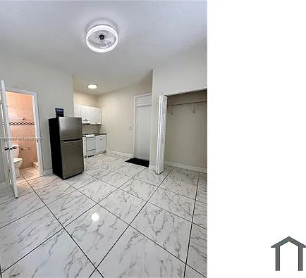 912 NW 9th Ave — Photo 5
