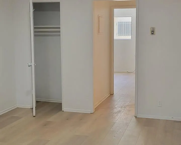 6561 Fulton Ave #5 — Photo 6