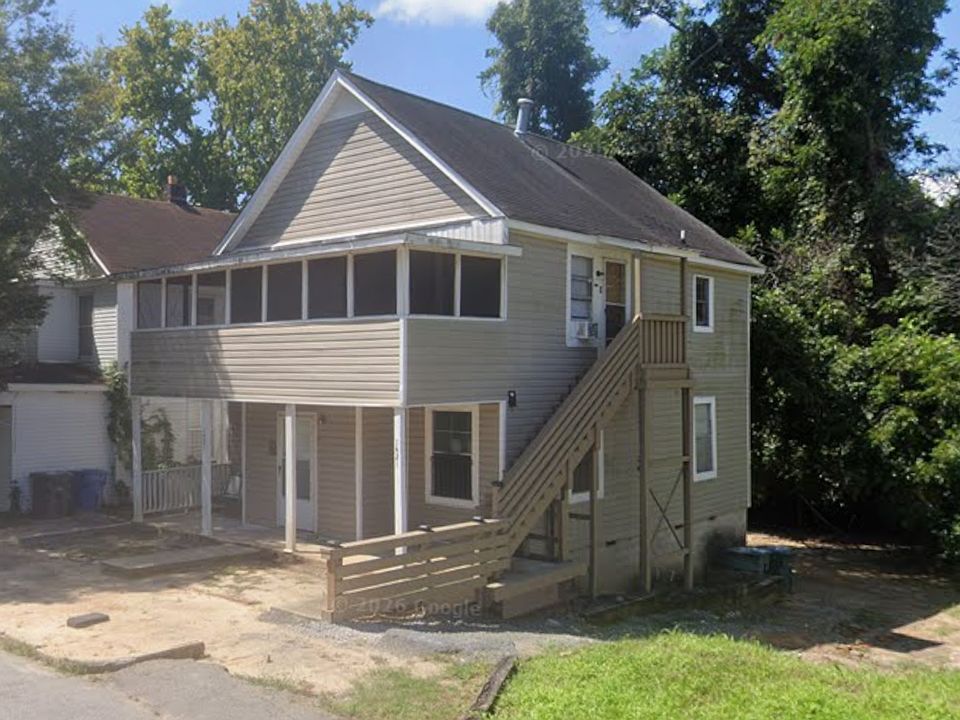 1st image of 1421 1/2 Cherokee St