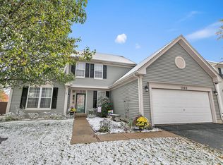 2985 Arbor Ln, Aurora, IL 60502