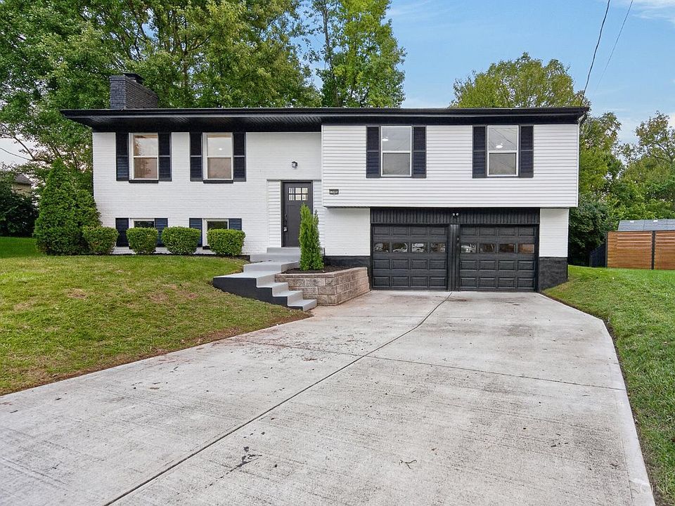 1st image of 12080 Greystone Ct