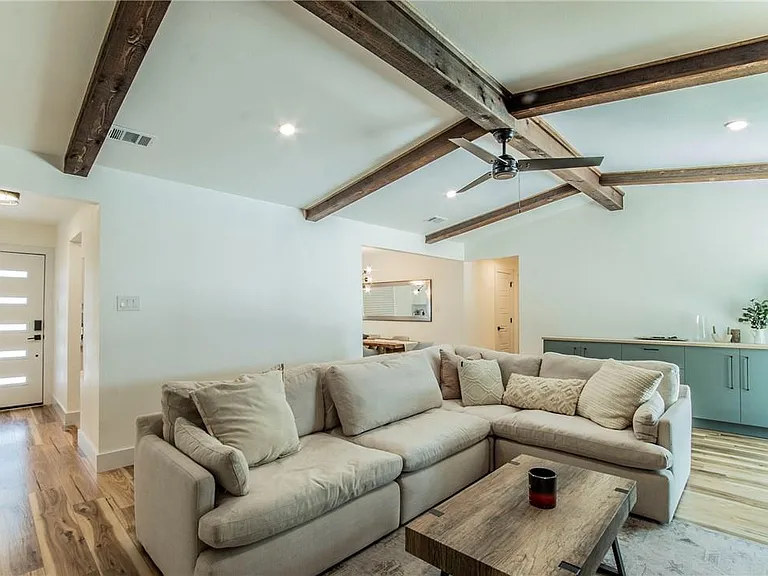 5702 Whitebrook Dr — Photo 5
