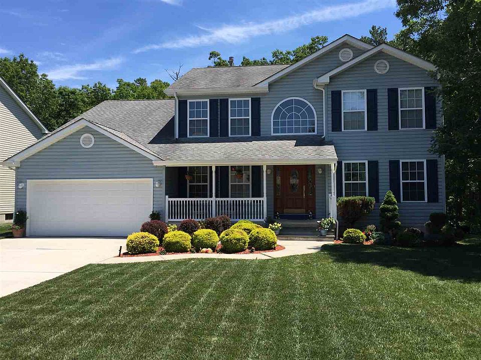 1st image of 434 Holly Ave