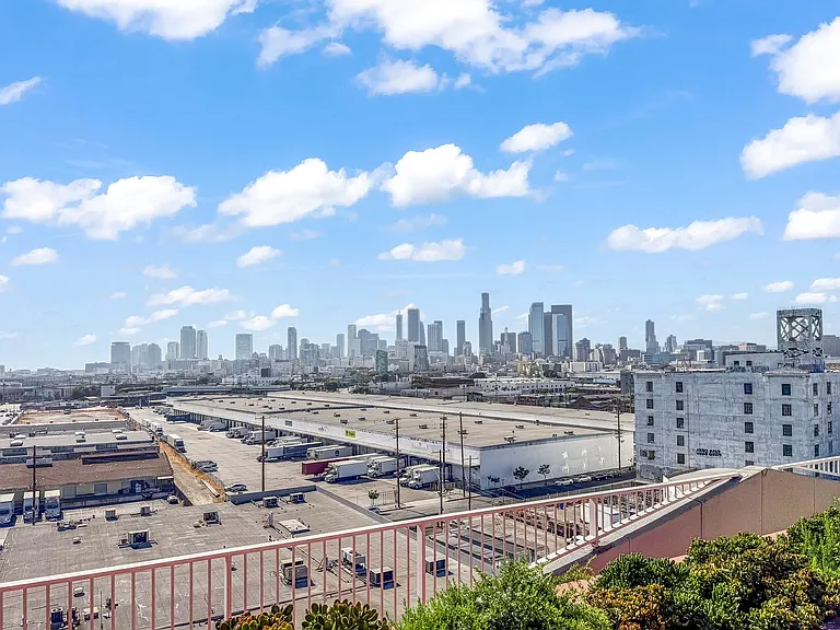 1855 Industrial St — Photo 28