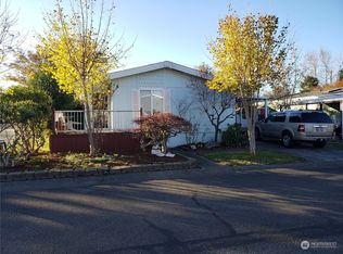 520 Willow Drive #111, Enumclaw, WA 98022