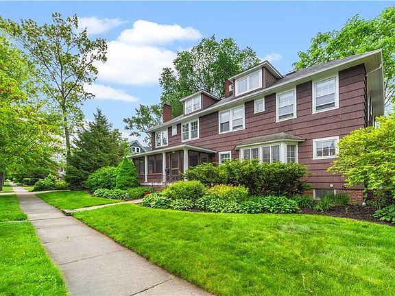 2nd image of 2425 Demington Dr #2666