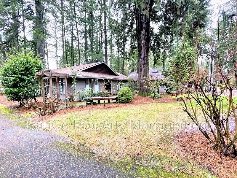 3 bed, 3.0 bath, 2355 sqft, $2,900 — Photo 4