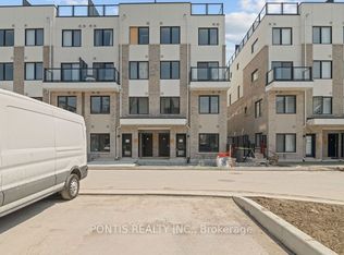 1695 Dersan St #220, Pickering, ON L1X 0S9