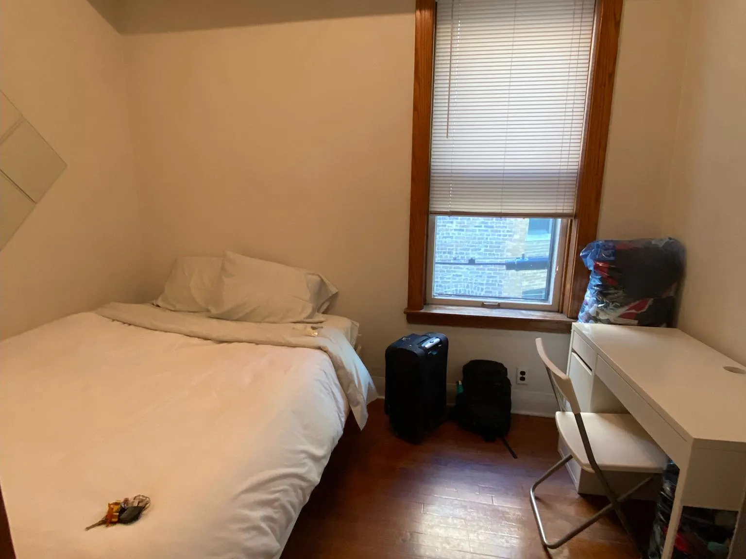 2 bed, 900 sqft, $2,345 — Photo 4