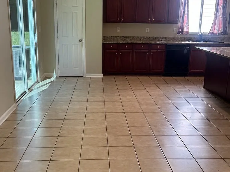 46 Brookview Dr — Photo 11