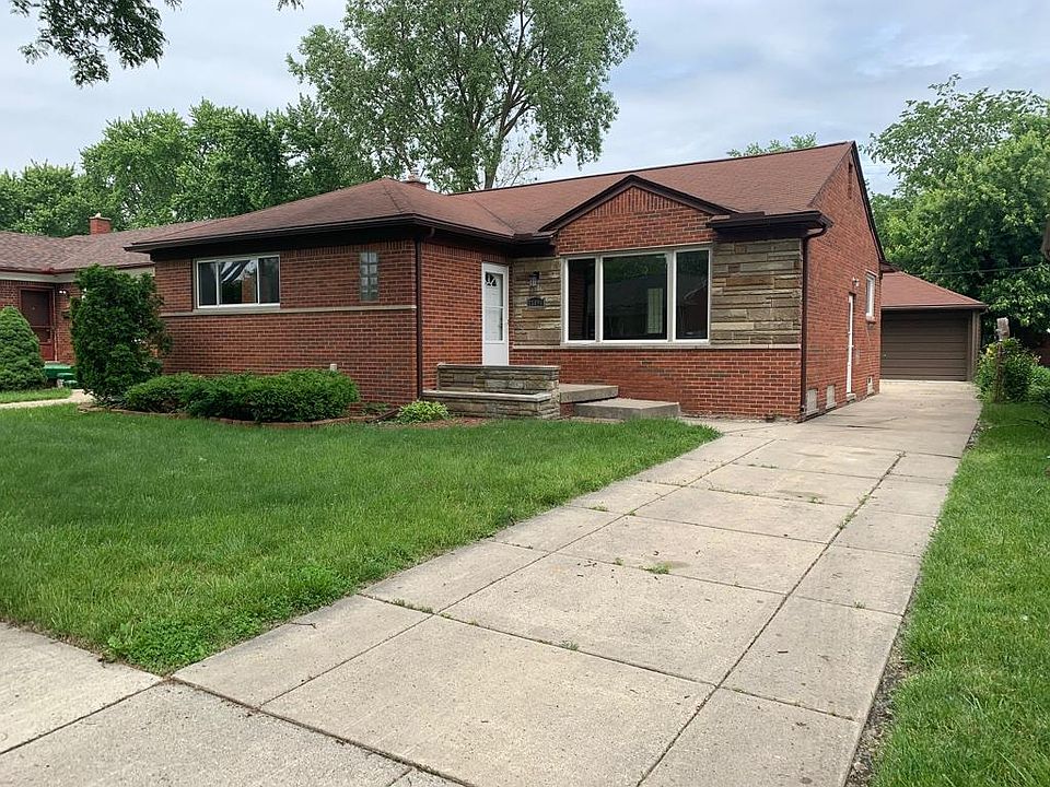 1st image of 23096 Sussex St