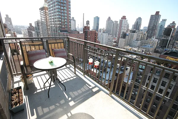 Rented by Corcoran | media 13