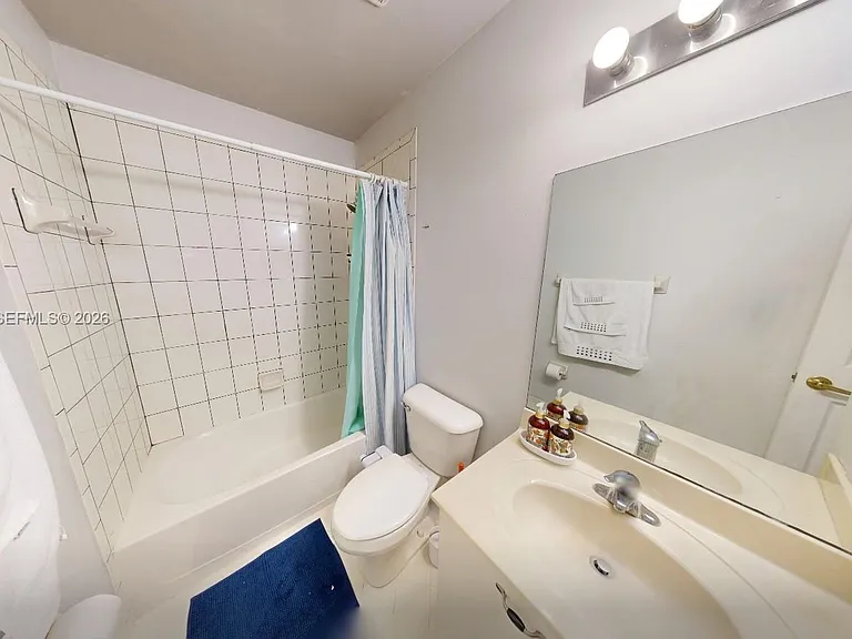 9640 Wyeth Ct — Photo 30