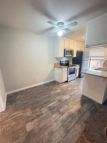 4219 44th St #2 Photo 1