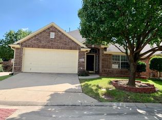 1920 Cavender Cir, Denton, TX 76205