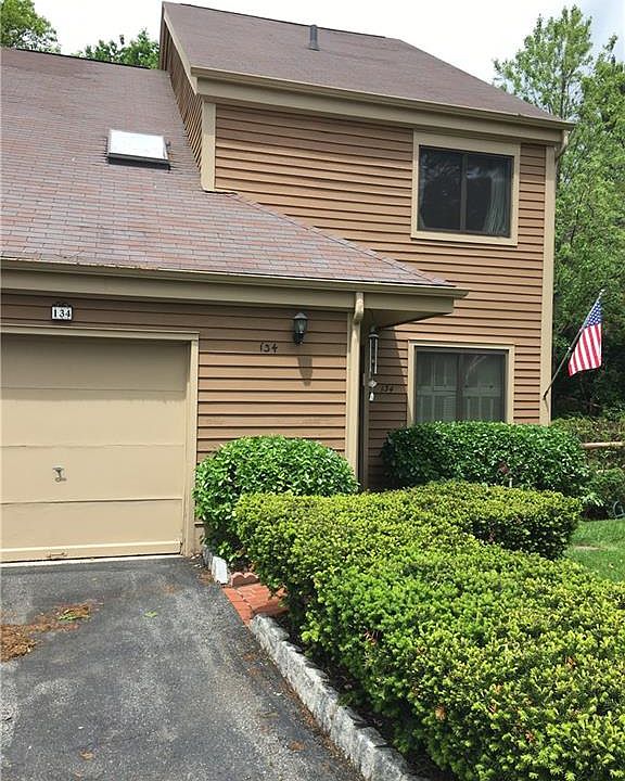 1st image of 134 Brush Hollow Cres