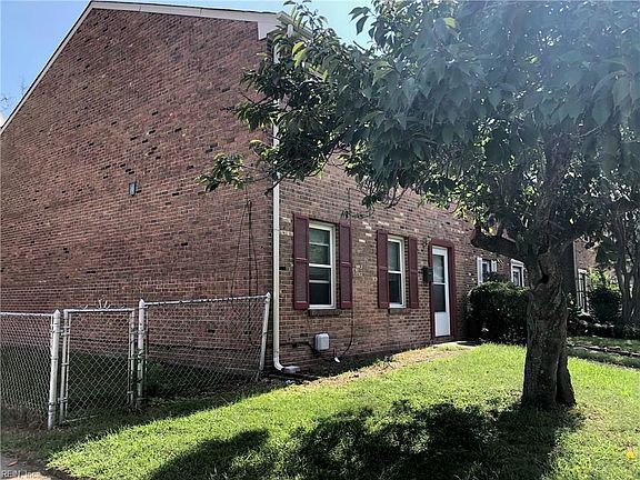 2nd image of 6938 Bonnot Dr