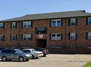 608 N Woodland Drive, Radcliff, KY 40160