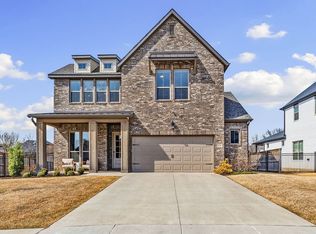 5200 SW Stanford Ct, Bentonville, AR 72713