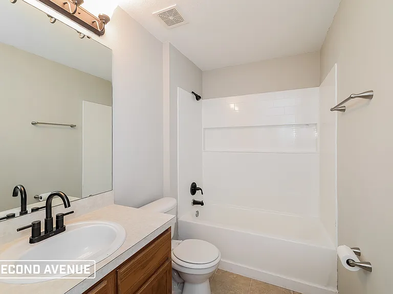 704 Cockatoo Ct — Photo 14