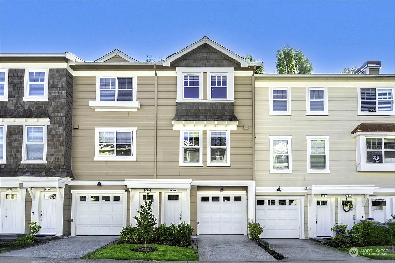 7574 129th Place SE #B105 photo 1