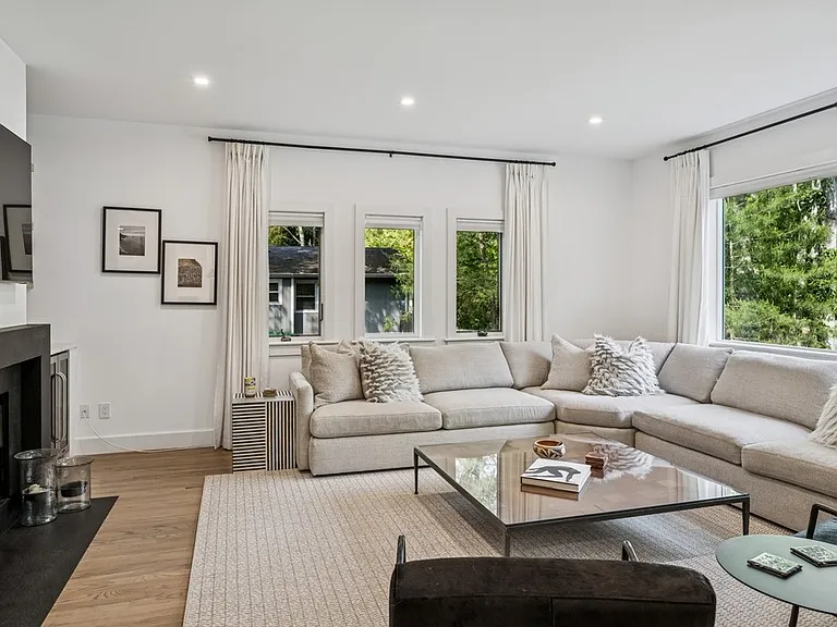 10 Seabright Ave — Photo 8