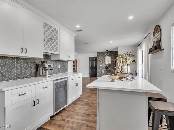 1019 Wyomi Dr, Fort Myers, FL 33919