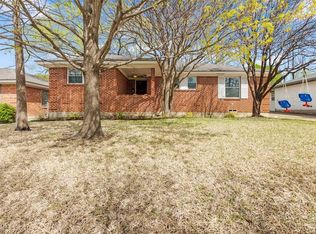 11628 Sasanqua Ln, Dallas, TX 75218