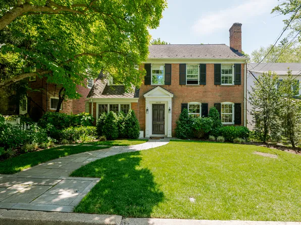 4612 Sedgwick St NW, Washington, DC 20016