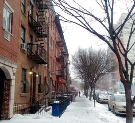4th image of 565 Warren St #102F