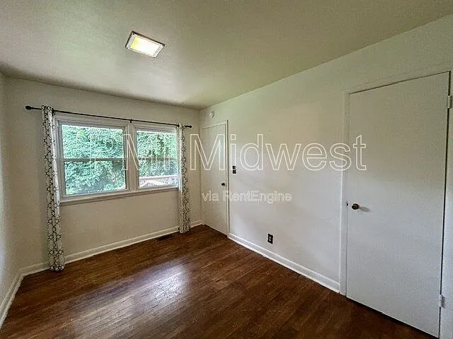 2534 Parr Dr — Photo 15