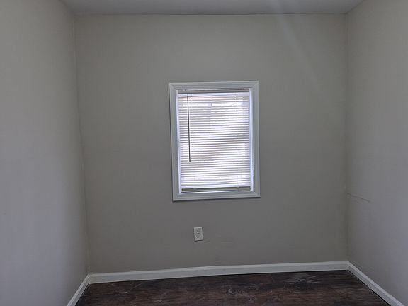 5th image of 4232 W 20th Pl