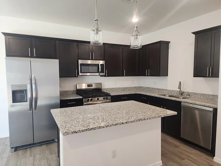 6146 Springsteen Pl — Photo 2