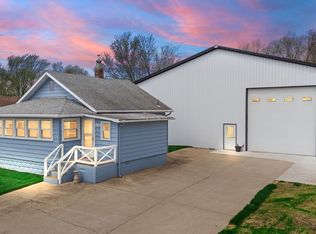5590 E Maple St, Knox, IN 46534