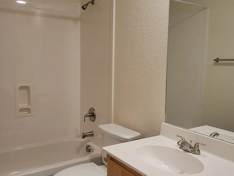 504 S Juanita Dr — Photo 13
