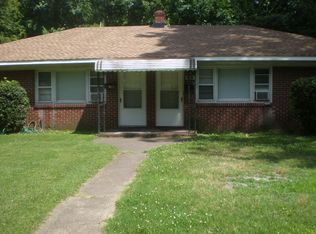 2005 Chesapeake Dr, Chesapeake, VA 23324