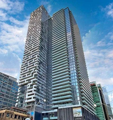 25 Richmond St E #6