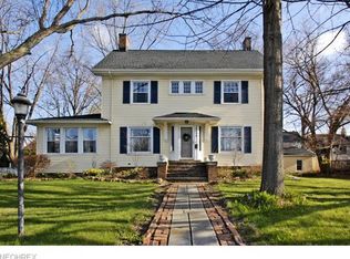 19706 Lake Rd, Rocky River, OH 44116