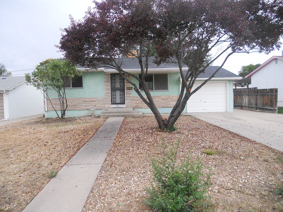 Front View-1 Car Garage