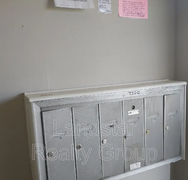 7320 Six Mile Ln #2 — Photo 2