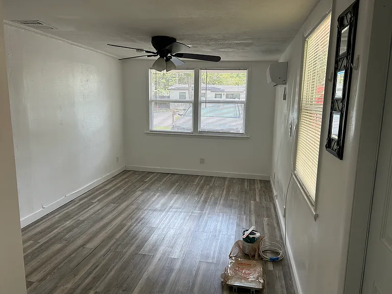 2948 NE 12th Ter #1A — Photo 7