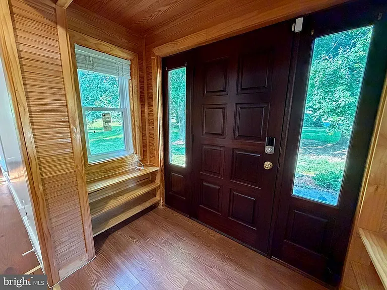 11 Hickory Ln — Photo 8