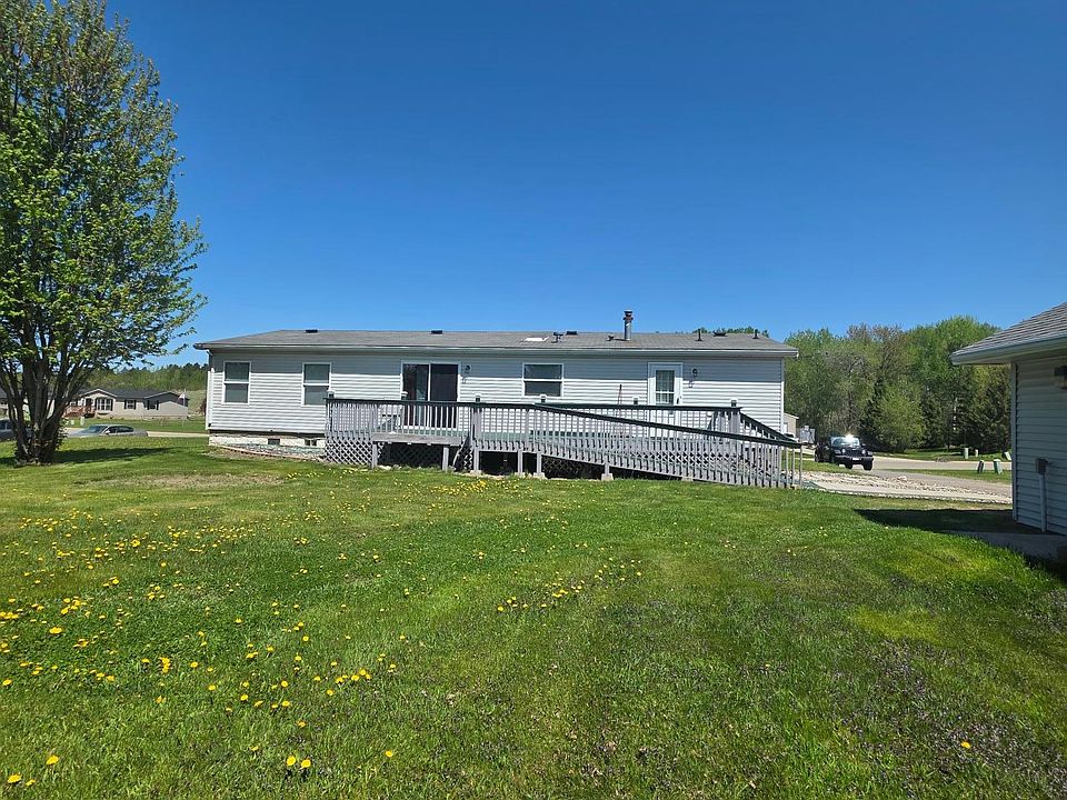 1st image of 908 Trailview St