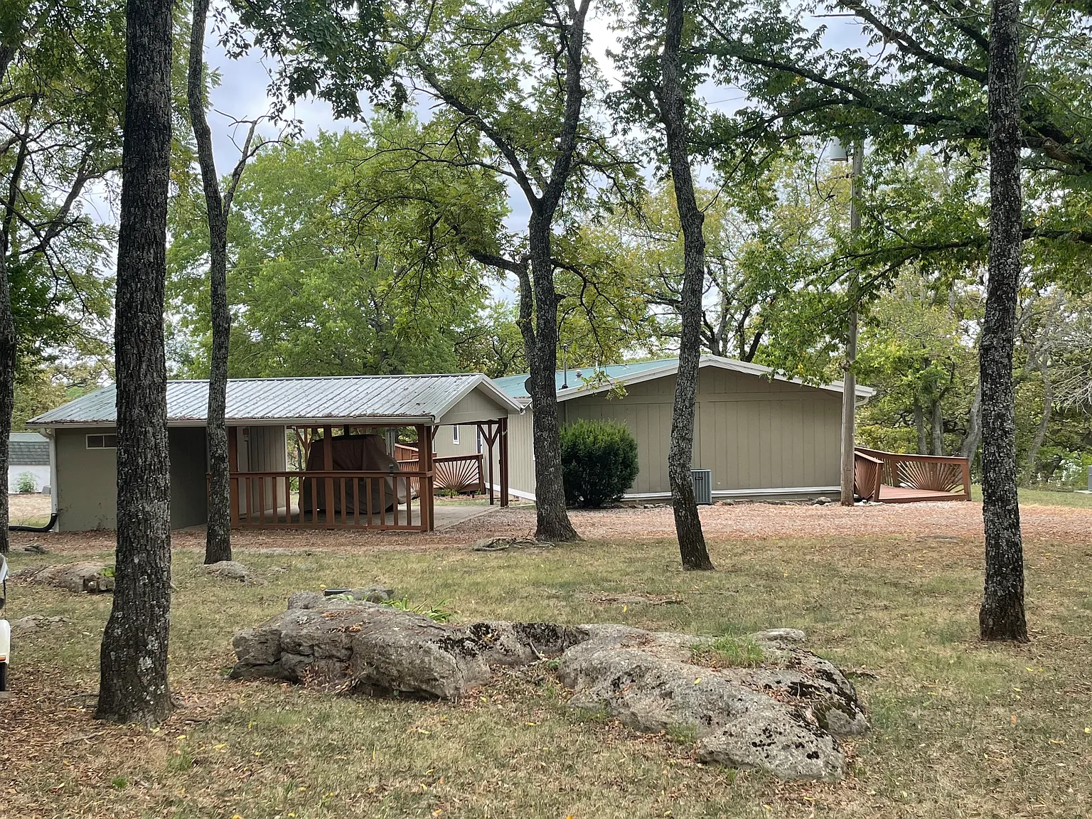 3 bed, 1404 sqft, $2,600 — Photo 2