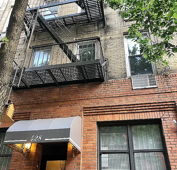 428 E 81st St #2B — Photo 5