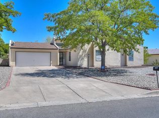 754 Western Hills Dr SE, Rio Rancho, NM 87124